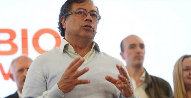 El candidato a la presidencia de Colombia Gustavo Petro cancela su gira regional ante la amenaza de un grupo paramilitar
