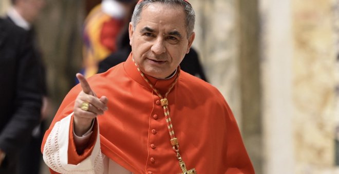El cardenal destituido Becciu dice que el Papa autorizó una operación secreta para liberar a una monja secuestrada por Al Qaeda