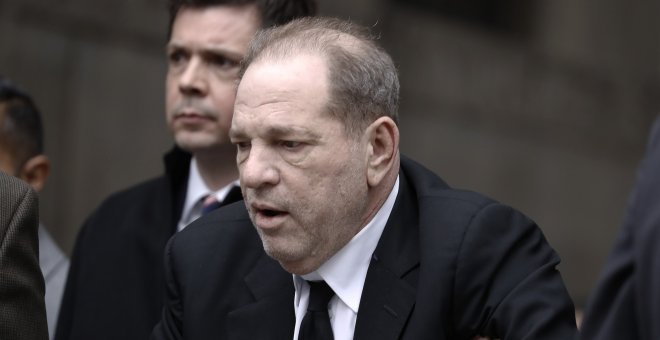 Condenan a otros 16 años de cárcel a Harvey Weinstein por violación y abuso sexual