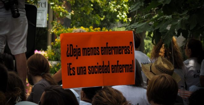 Las enfermeras salen a la calle en Madrid para exigir mejores condiciones laborales