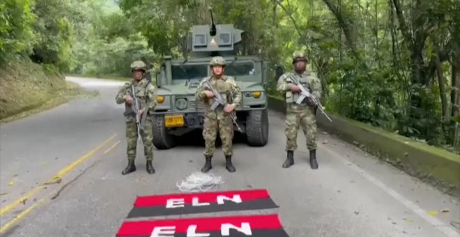 La guerrilla colombiana muestra a Petro su "plena disposición" para avanzar en proceso de paz