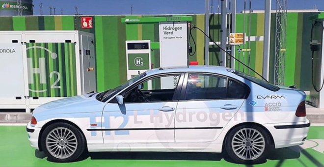 La estación de hidrógeno verde de Iberdrola en Barcelona ya tiene el primer cliente privado