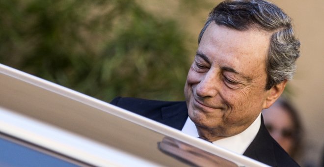 La ultraderecha quiere elecciones para hacerse con el poder en Italia, mientras que Draghi decide si consuma su dimisión