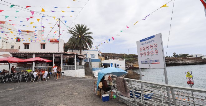 Puertito de Adeje: 40 días encadenados para frenar el macroproyecto turístico de Cuna del Alma en Tenerife
