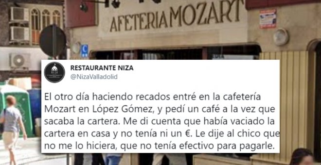 El gesto de un camarero que se ha ganado el corazón de los tuiteros: "No hay que perder la esperanza de que hay mucha buena gente"