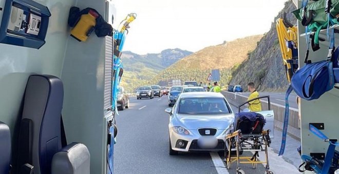 Cinco heridos en un accidente en Saltacaballo con tres vehículos implicados