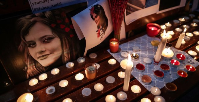 Las protestas por la muerte de la joven que murió tras ser detenida en Irán por llevar mal el velo dejan al menos seis muertos