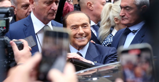 Berlusconi, absuelto de comprar el silencio de los invitados a sus fiestas 'bunga-bunga'