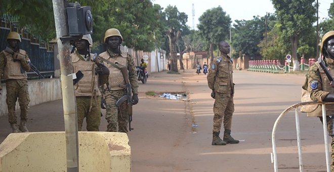 Nuevo golpe de Estado en Burkina Faso: un grupo de soldados derroca al líder de la junta militar que dirigía el país