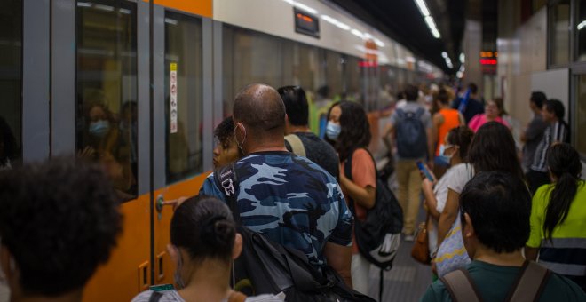 El eterno retraso de la ampliación de la L1 del metro exaspera a los vecinos de Badalona