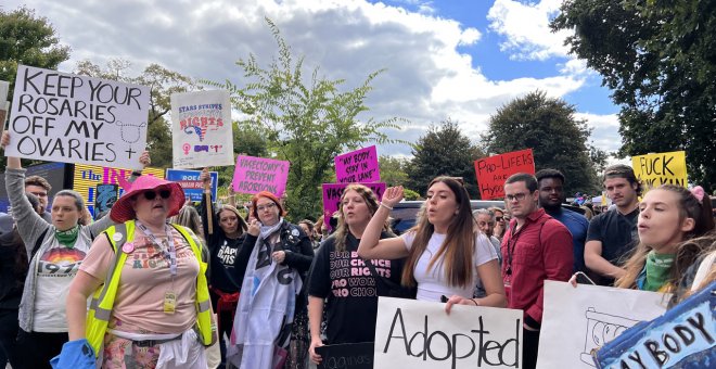 Miles de personas marchan en EEUU contra la prohibición del aborto a un mes de renovar las Cámaras del Congreso