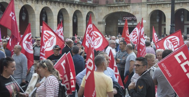 El parlamento asturiano se solidariza con los trabajadores de Duro Felguera