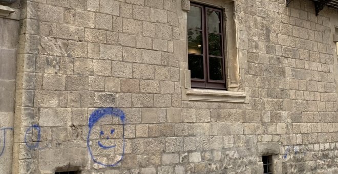 Denuncien la vandalització del Palau Centelles de Barcelona