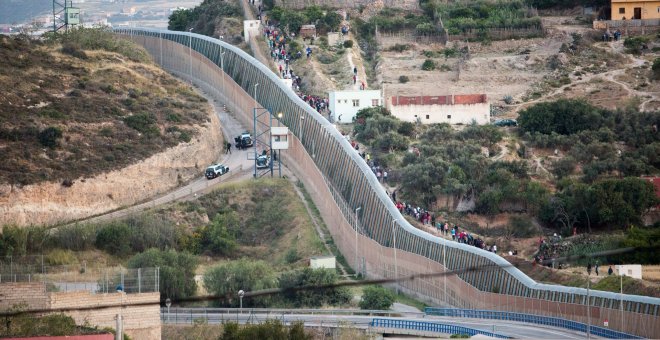 La Guardia Civil fortifica aún más la valla de Melilla con nuevas cámaras tras la tragedia de junio