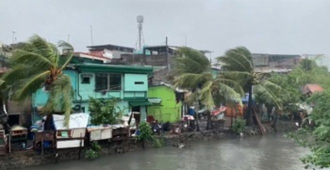 Al menos 45 muertos en Filipinas por el paso del tifón Nalgae