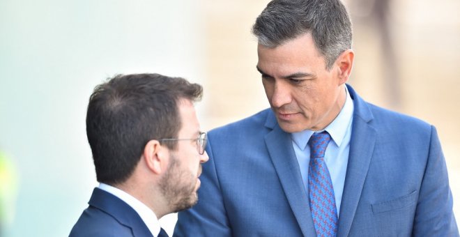 Los gobiernos español y catalán convocarán la mesa de diálogo este mes para certificar la derogación de la sedición