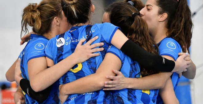 El Club Voleibol Esplugues denuncia insults masclistes contra les jugadores de l'equip femení juvenil durant un partit