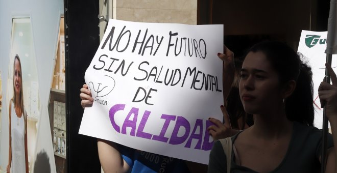 Aumentan los intentos de suicidio de menores en España: la mujer adolescente, el perfil más repetido