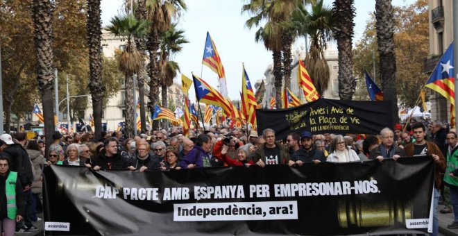 Al voltant de 5.000 persones es manifesten a Barcelona contra la reforma del Codi Penal