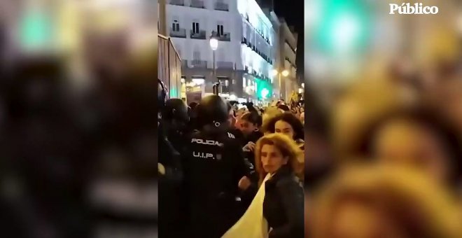 Cargas policiales y varios detenidos en la celebración de los aficionados argentinos en la Puerta del Sol