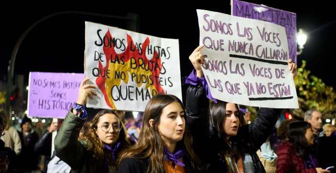 Cazan a 'La Manada de Castelldefels' por sus mensajes en WhatsApp tras violar a varias chicas: "La hemos destrozado"