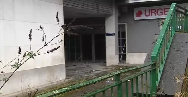 El antiguo hospital de Oviedo se degrada entre basura, robos, vandalismo y expedientes médicos