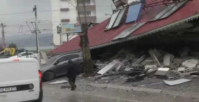 Dos jóvenes españolas residentes en Turquía narran el horror de los primeros momentos del terremoto