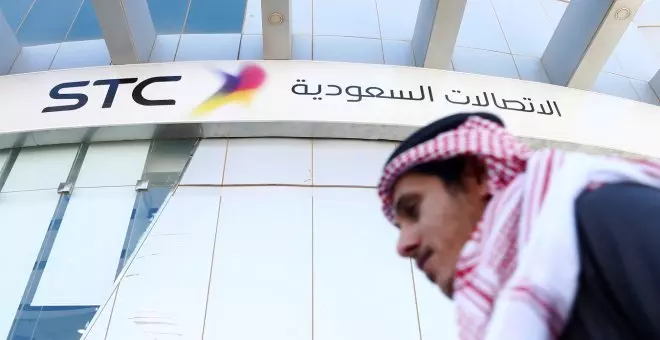 Telefónica firma un acuerdo estratégico de colaboración con la operadora saudí STC