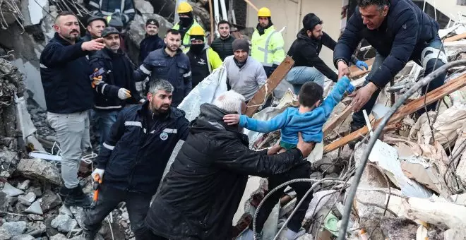 Los terremotos de Turquía y Siria dejan más de 11.700 muertos y casi 54.000 heridos