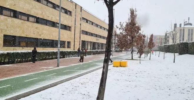 El temporal de nieve obliga a cortar carreteras y activar el aviso naranja en Castilla y León