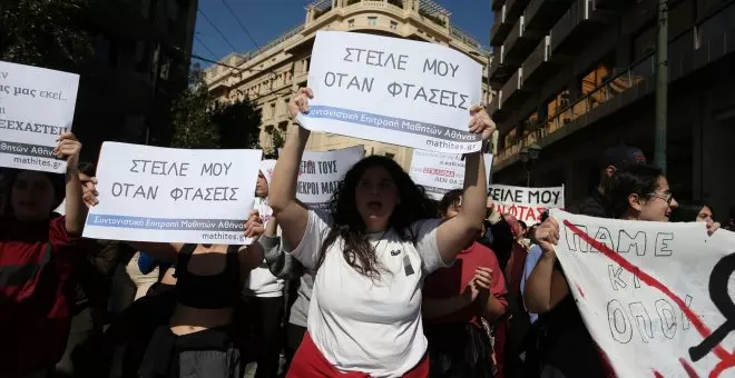 Quinta jornada de manifestaciones en Atenas contra el Gobierno griego por el accidente de tren que causó 57 muertos