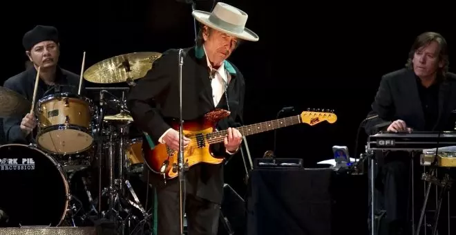 Bob Dylan prohíbe el uso de teléfonos móviles en sus conciertos en España