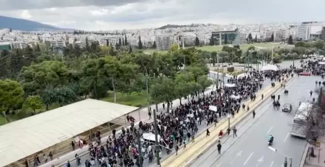 Continúan las protestas en Grecia por el accidente ferroviario más mortífero de su historia