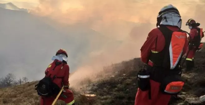 Cantabria tiene cinco incendios forestales activos y cuatro controlados