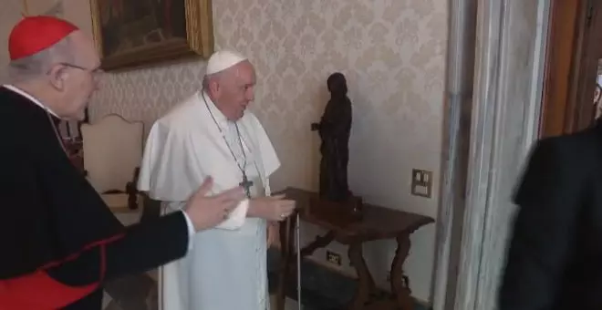 El papa Francisco saluda a Martínez-Almeida como "el heredero de la gran Manuela"