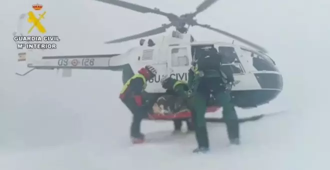 La Guardia Civil rescata a un esquiador herido en Picos de Europa