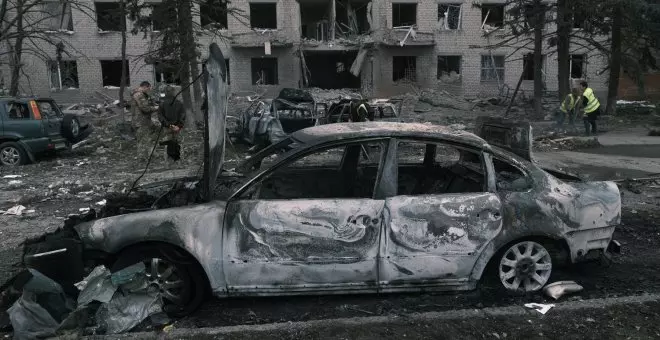 Ucrania asegura que al menos seis personas han muerto en un bombardeo ruso en la región de Donetsk