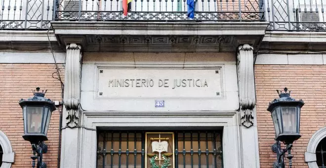 El Ministerio de Justicia creará un banco de ADN de víctimas de la Guerra Civil y la dictadura