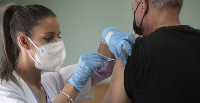 Una veintena de alcaldes que se saltaron la cola de vacunación en pandemia vuelven a presentarse a las elecciones del 28M