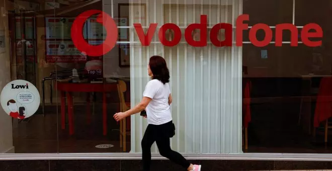 Vodafone recorta 11.000 empleos en todo el mundo y está abierta a vender su negocio en España