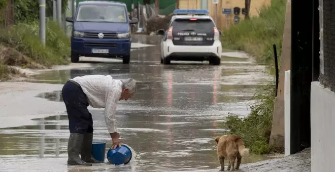 Una borrasca continuará dejando fuertes lluvias este sábado en casi toda España