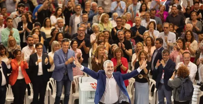 Festa socialista per tancar la campanya a Barcelona amb Illa, Sánchez i Zapatero: "Ni Colau ni Trias, ara toca PSC"