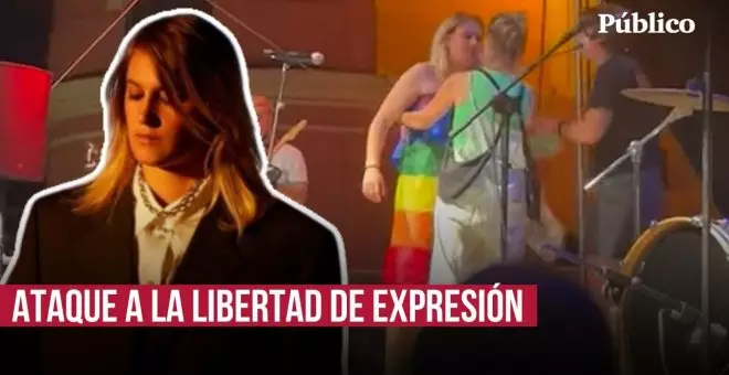 La Policía obliga a Rocío Saiz a cubrirse el pecho durante un concierto