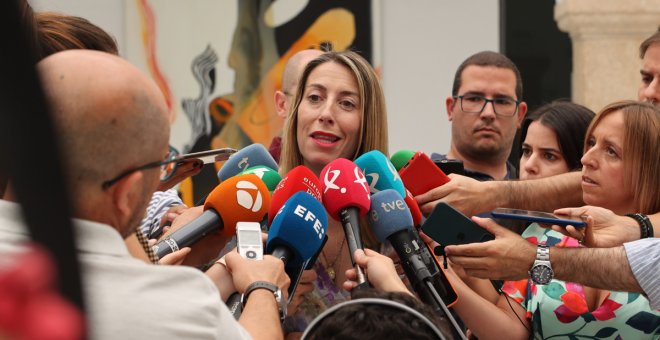 El PP recula y llega a un acuerdo con Vox para compartir el Gobierno de Extremadura