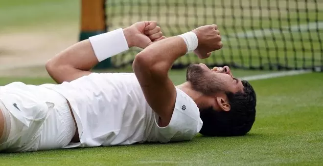 Carlos Alcaraz derrota a Djokovic y conquista su primer Wimbledon