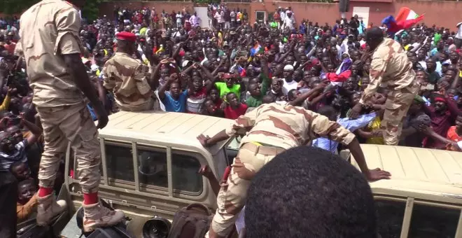 Los países de África Occidental dan una semana a los golpistas de Níger para devolver el poder al derrocado Bazoum