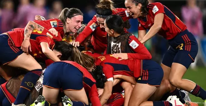 La Roja femenina hace historia más allá de lo deportivo; también en lo social