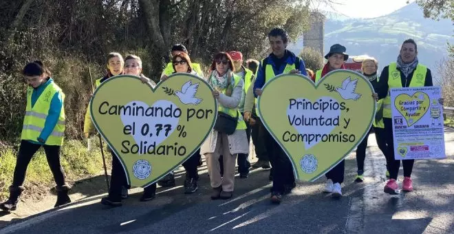La Plataforma Solidaria por el 0,77% celebrará el Día del Abrazo y Sin Pobreza en Cantabria con una marcha por Santander