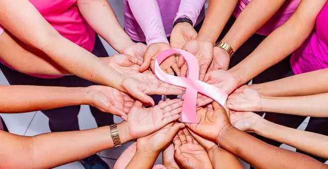 Día del cáncer de mama: así debes hacerte una autoexploración