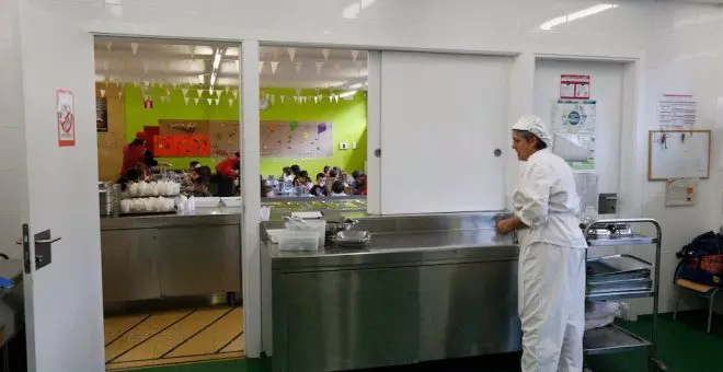 La inflació 'ofega' els menjadors escolars que ofereixen menús amb productes ecològics